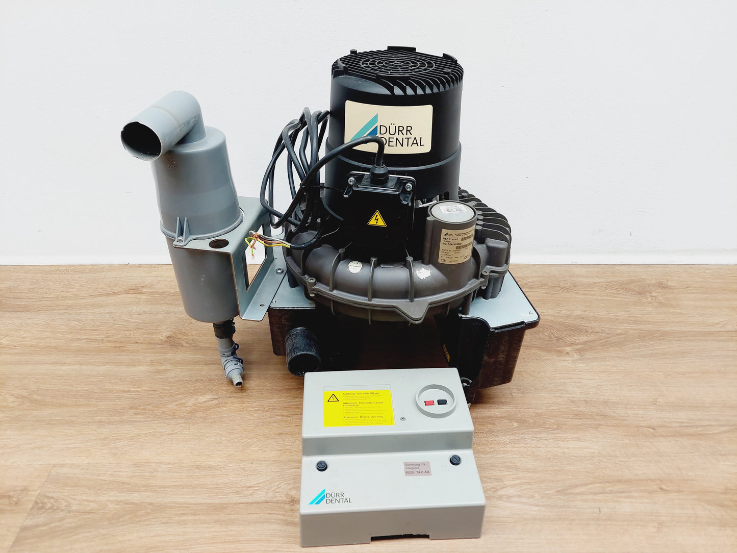 Dürr Dental V900S Trockenabsaugung Absaugung Saugmaschine 7131-02 Bj2014 GEPRÜFT