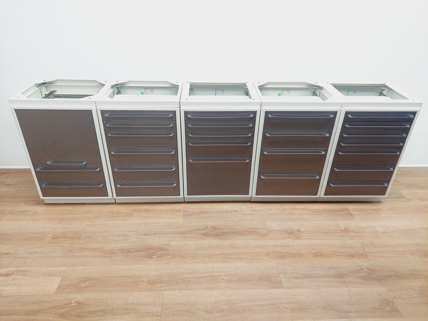 5er Dental Schrankzeile aus Praxisauflösung