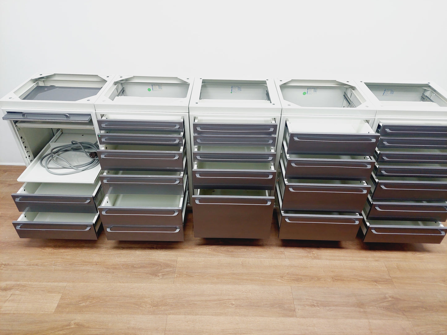 5er Dental Schrankzeile aus Praxisauflösung