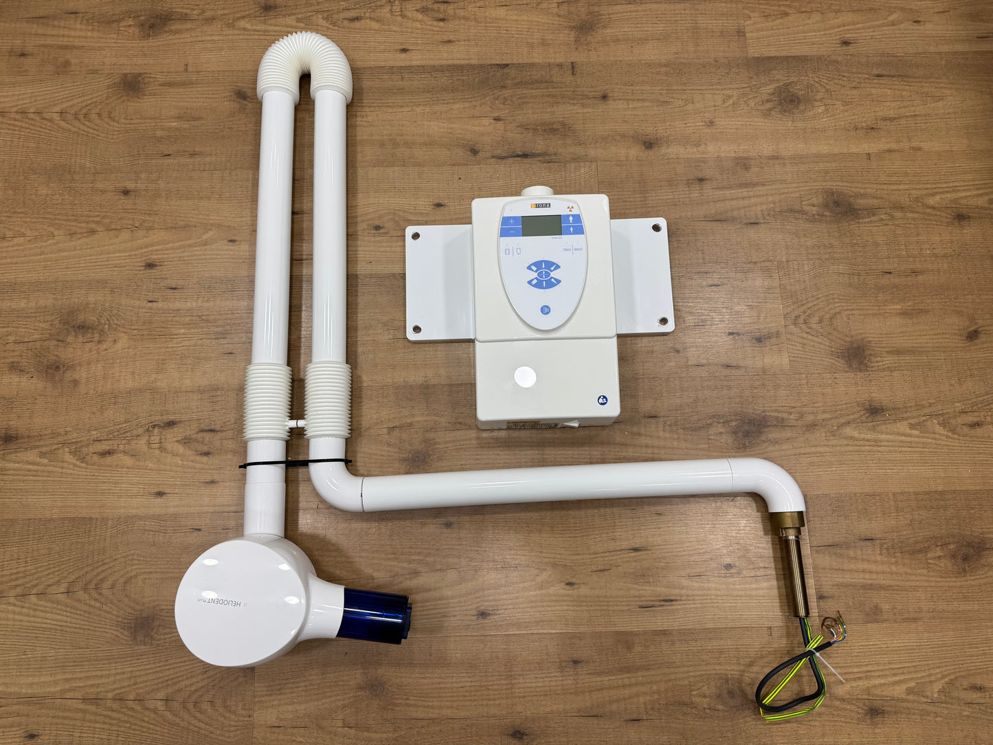 Dentsply Sirona Heliodent Plus kleinröntgen Bj.2016 Arm Mittellang