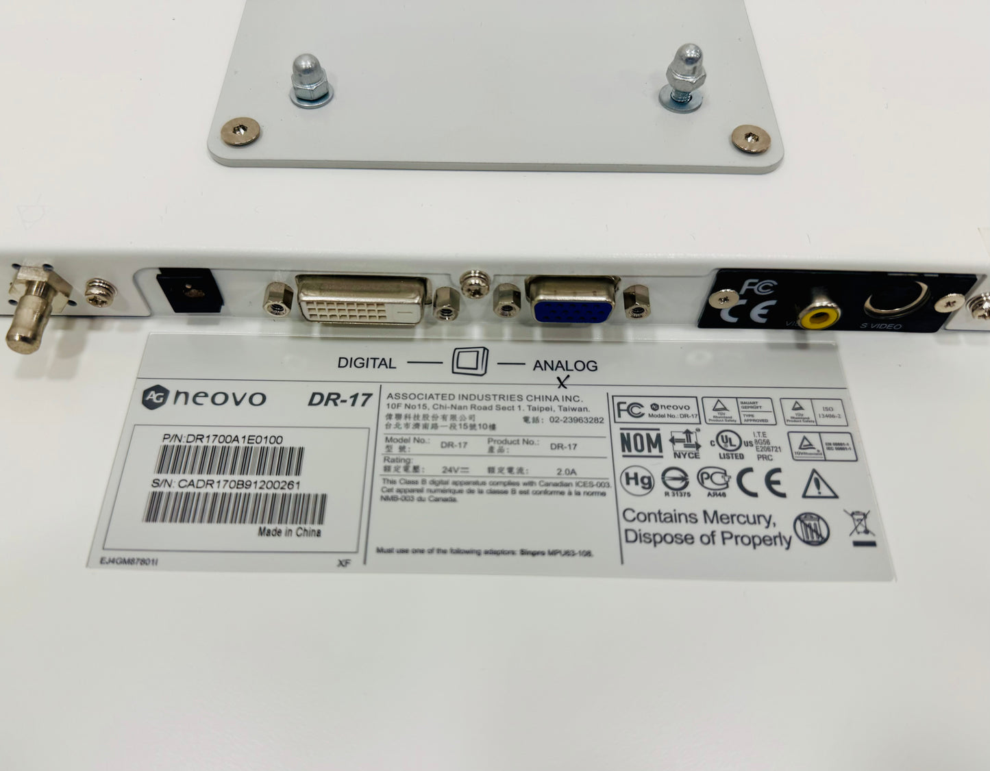 AG Neovo Patientenmonitor DR-17 LED Monitor Weiß 17 Zoll gebraucht