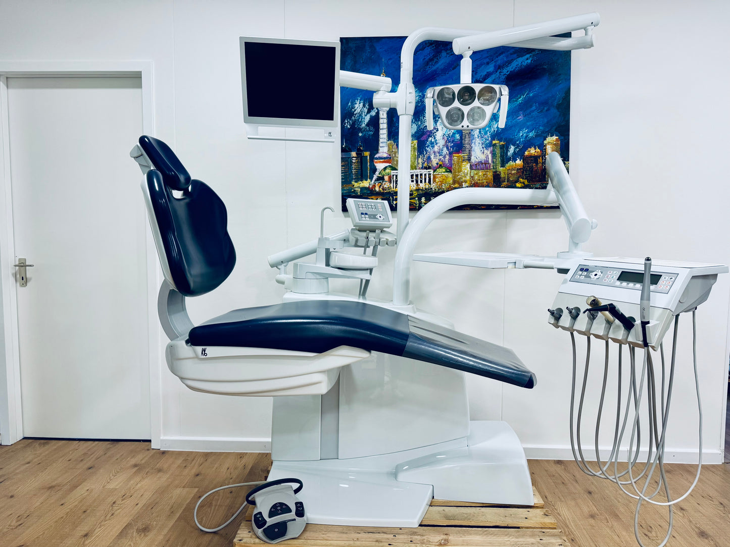 KaVo E70 T Behandlungseinheit Nassabsaugung gebraucht aus einer Praxisauflösung