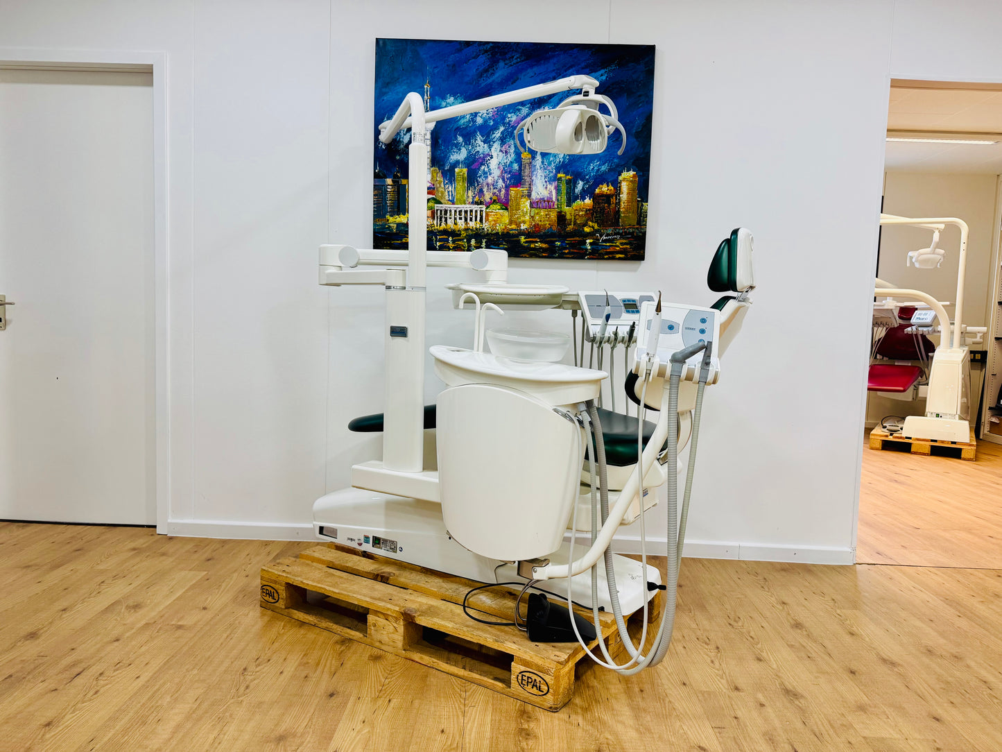 Ultradent UP 2020 Behandlungseinheit mit Amalgamabscheider Trockenabsaugung gebraucht (Kopie)